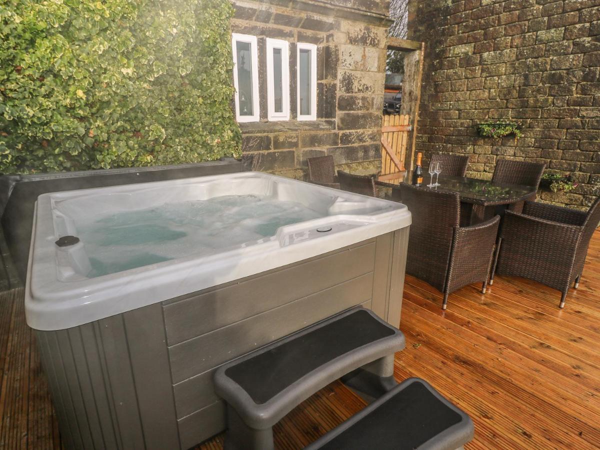 The Cottage, Beeston Hall Sowerby Bridge Bagian luar foto